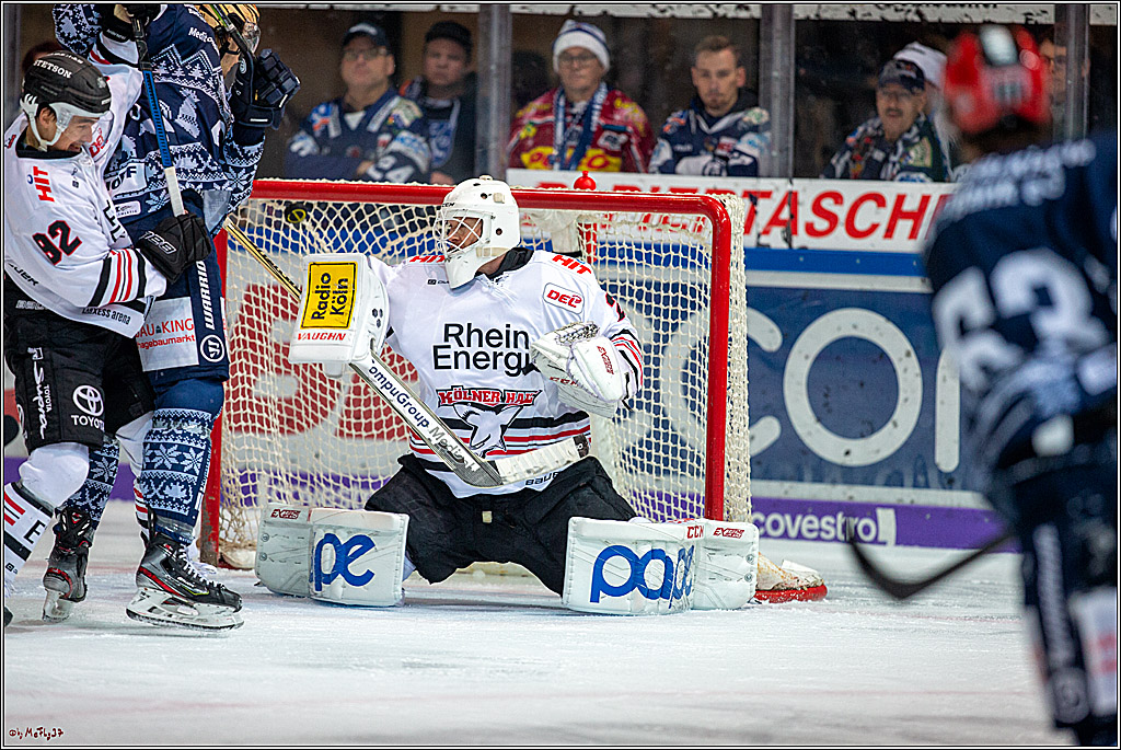 DEL; Iserlohn Roosters - Koelner Haie; Iserlohn, 17.12.2019